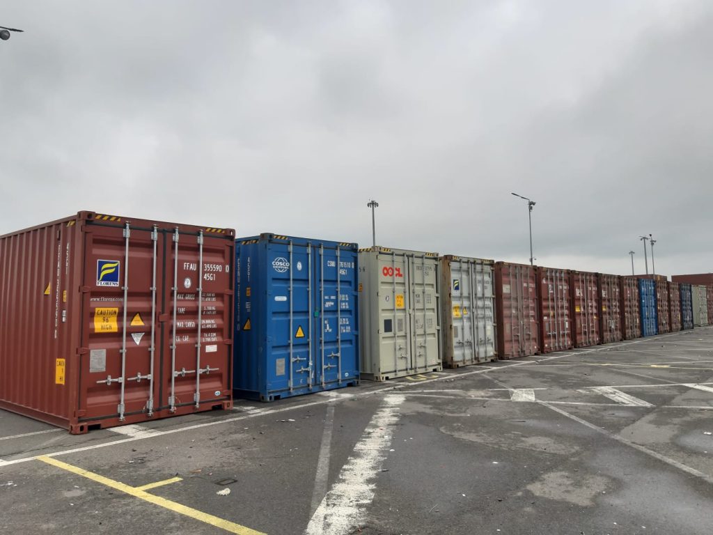 container deseuri portul Constanta Sud Agigea - foto - Radio Constanta