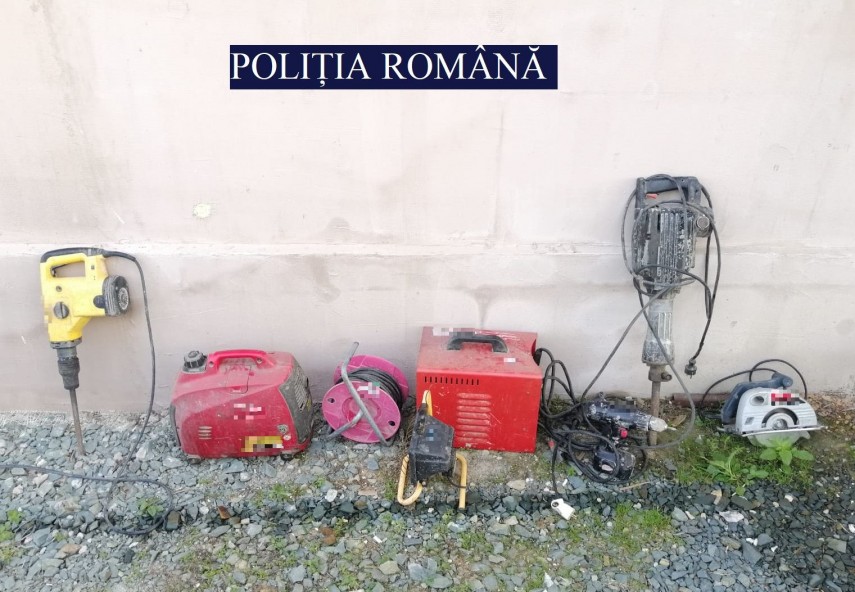 Județul Constanța: Percheziții într-un dosar penal care vizează săvărșirea mai multor infracțiuni de furt calificat