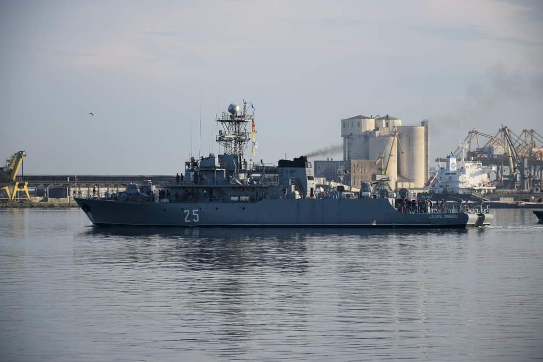 Dragor maritim românesc, integrat într-o grupare navală NATO