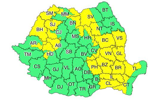 Județele Constanța și Tulcea sunt vizate de un cod galben. Averse, descărcări electrice, grindină, vijelii