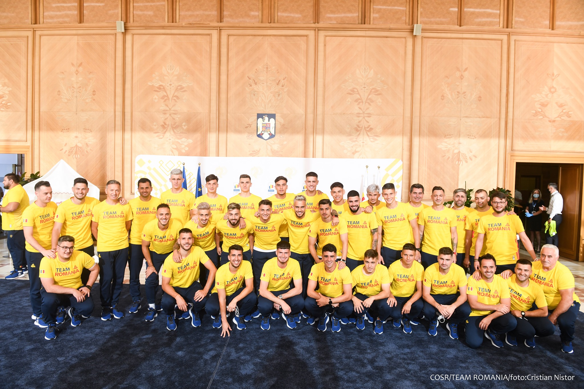 Primii olimpici români sunt în drum spre Japonia