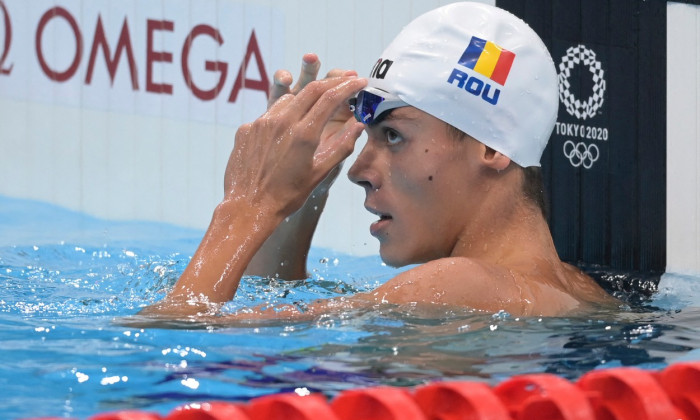 David Popovici s-a calificat în finala probei de 100 m liber la Mondialele în bazin scurt