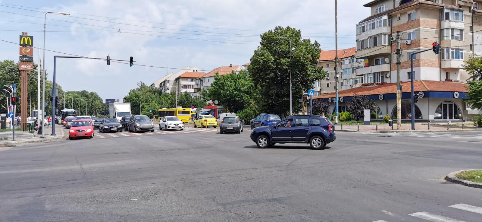 CONSTANŢA: Intersecția străzii Soveja cu bulevardul Mamaia nu va fi semaforizată în cursul zilei de mâine