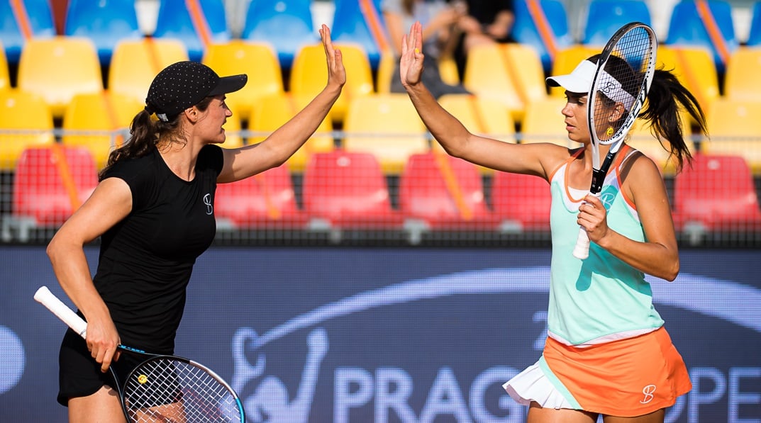 Monica Niculescu şi Raluca Olaru au debutat cu o victorie în proba de dublu feminin la JO