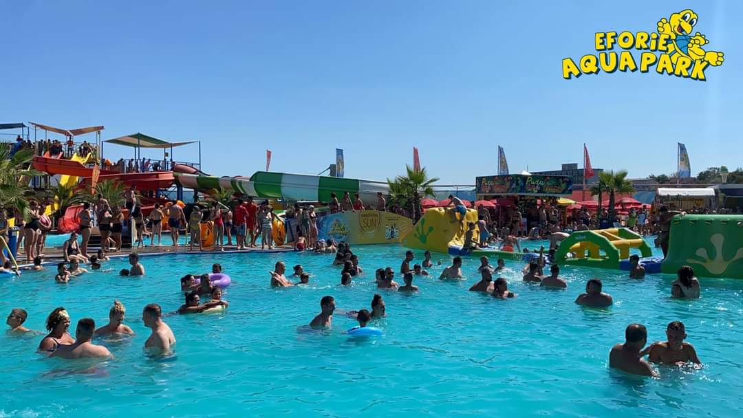 Întreceri cu caiacele, dans și animație, la Eforie Aqua Park! FOTO