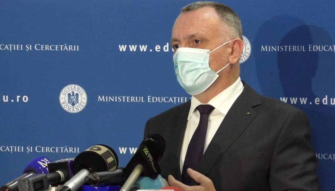 Ministrul Educaţiei: Vor fi distribuite, astăzi, 6,5 milioane de teste COVID în teritoriu
