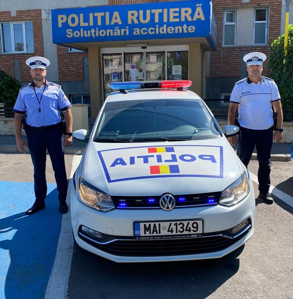 CONSTANȚA: Focuri de armă trase de polițiști pentru a opri un autoturism. Cel care conducea era beat și nu poseda permis