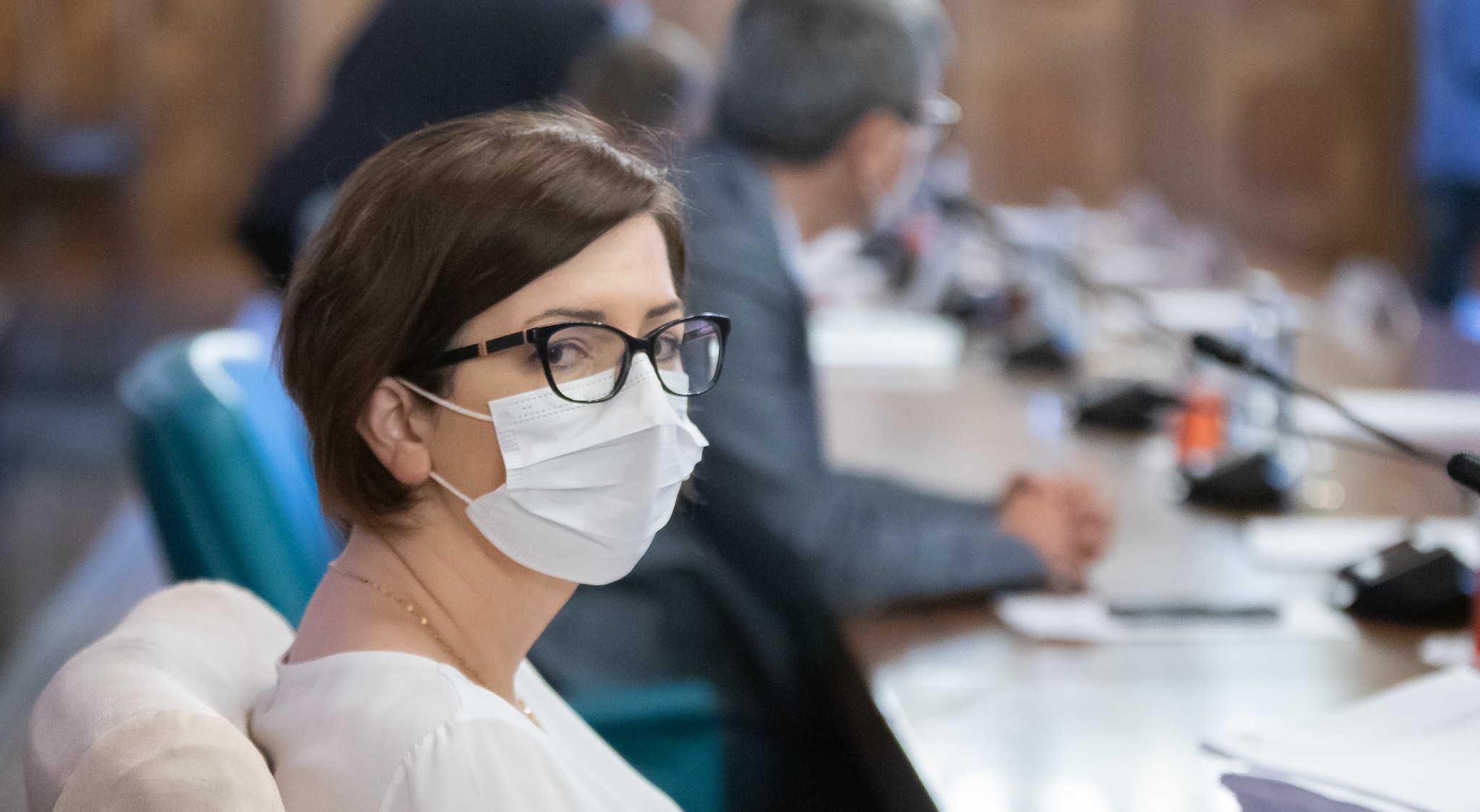A fost adoptată ordonanţa care prevede acordarea de tichete de masă pentru persoanele care se imunizează anti-COVID