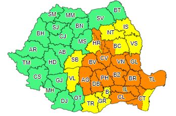 CONSTANȚA/TULCEA: COD PORTOCALIU – descărcări electrice, averse torențiale și pe alocuri vijelii și grindină