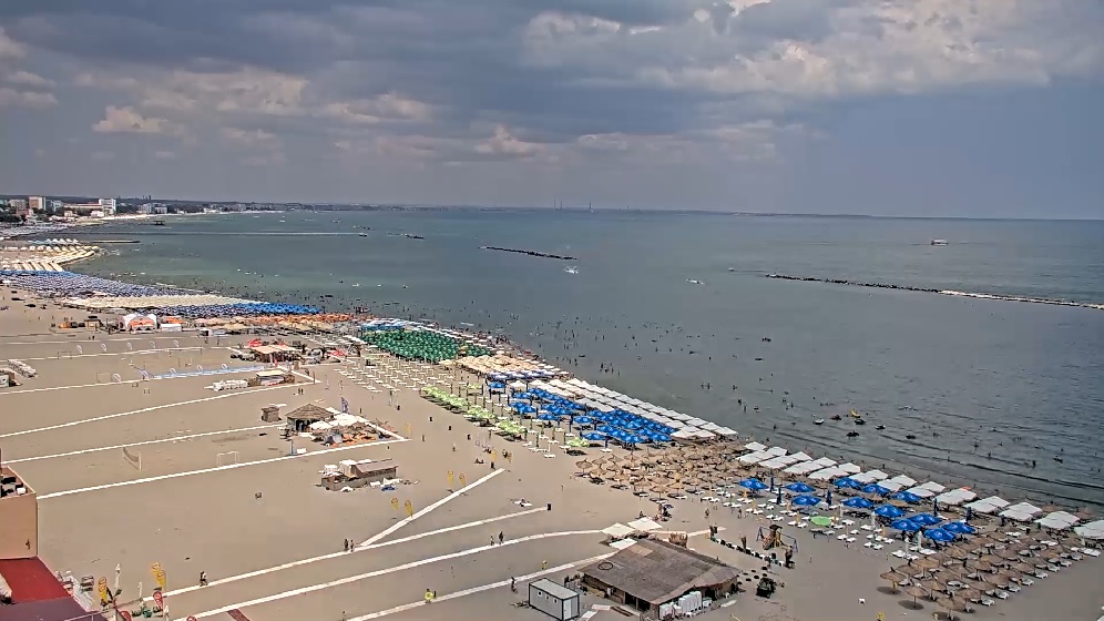 Extinderea plajelor din zona Mamaia, mărul discordiei între agenţii economici şi autorităţi