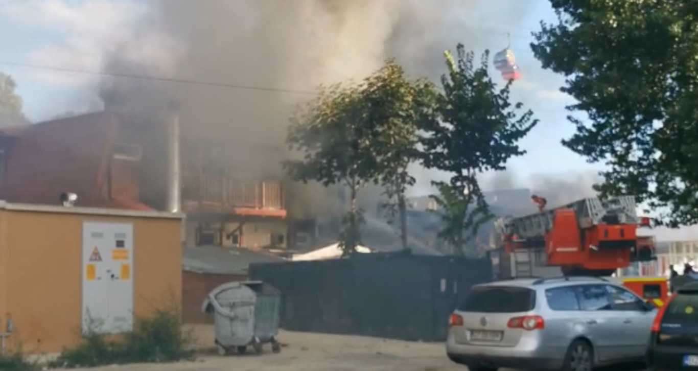 Incendiu la o terasă din staţiunea Mamaia