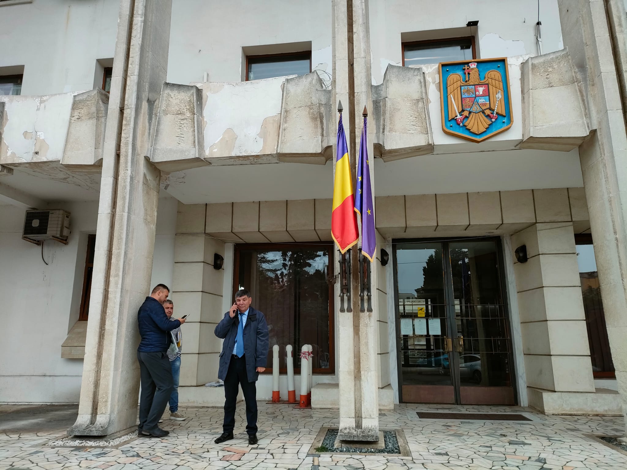 Primarul din comuna Castelu, Nicolae Anghel a intrat în greva foamei