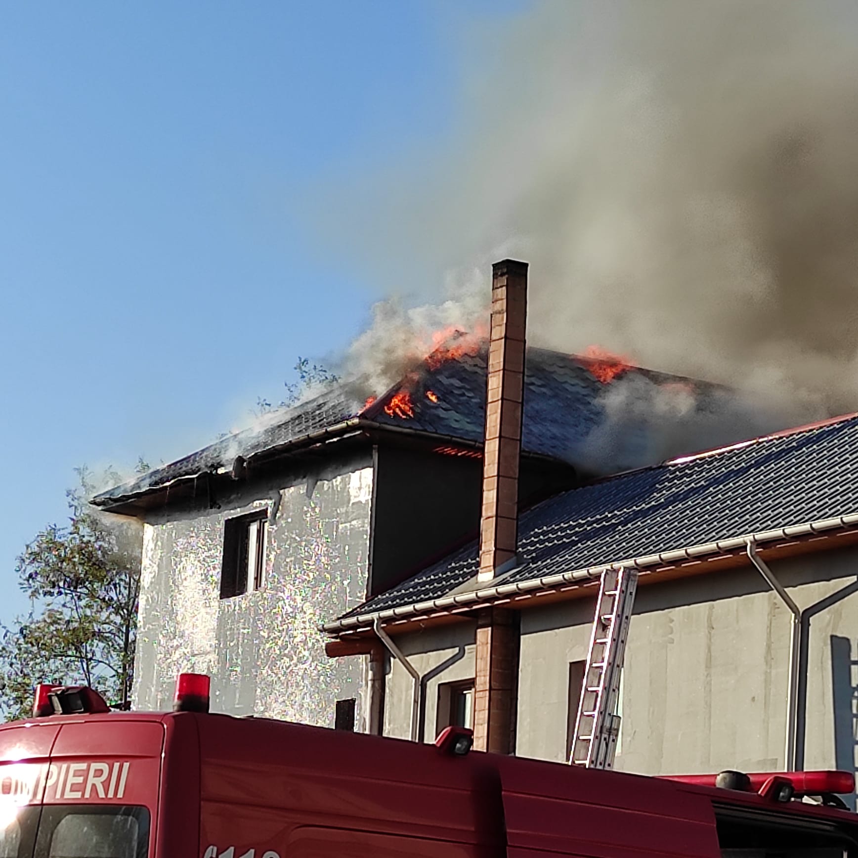 Incendiu puternic la o mănăstire din judeţul Constanţa