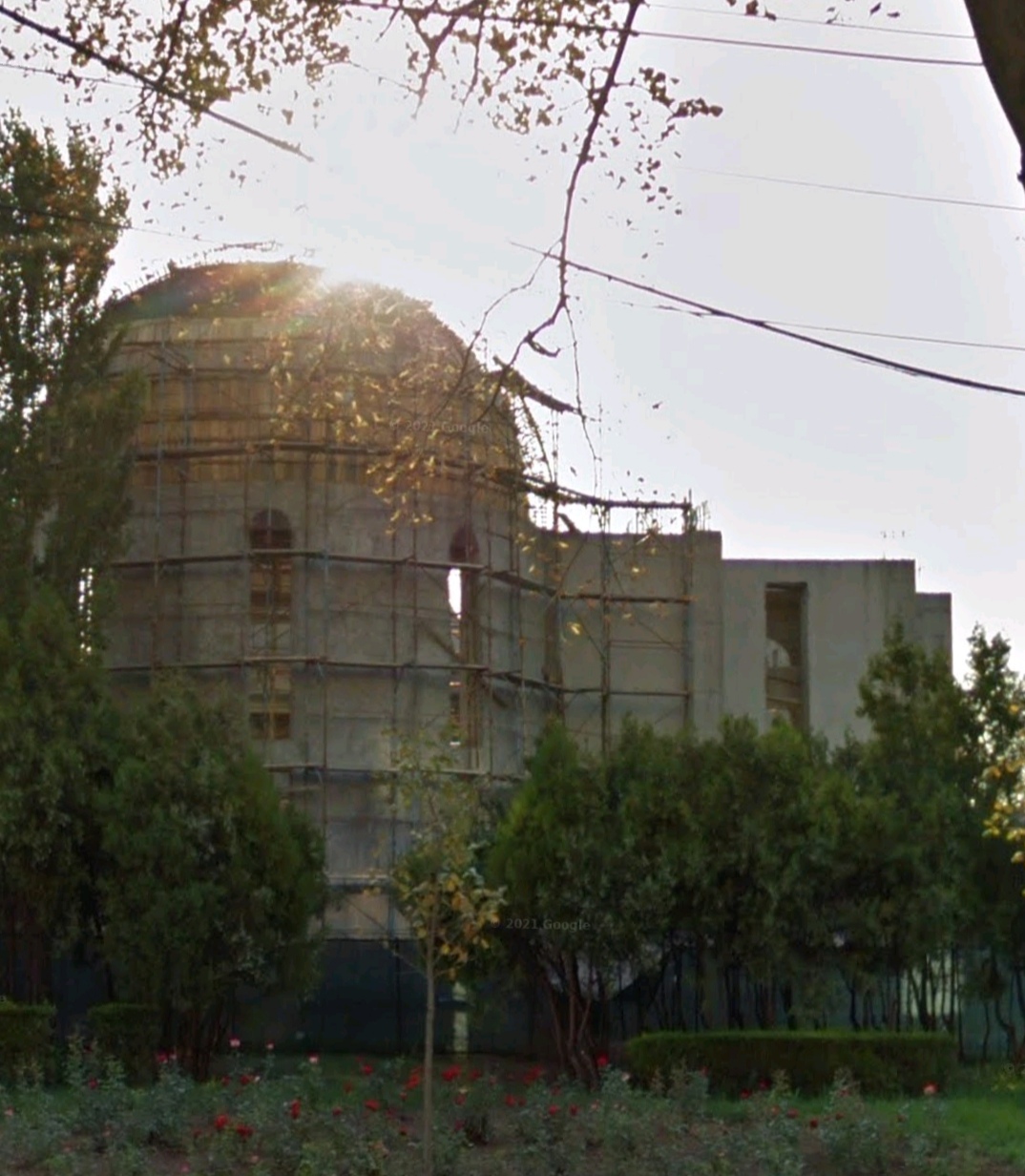 CONSTANȚA: Arhiepiscopia Tomisului rămâne fără o parte din terenul din parcul de la Casa de Cultură