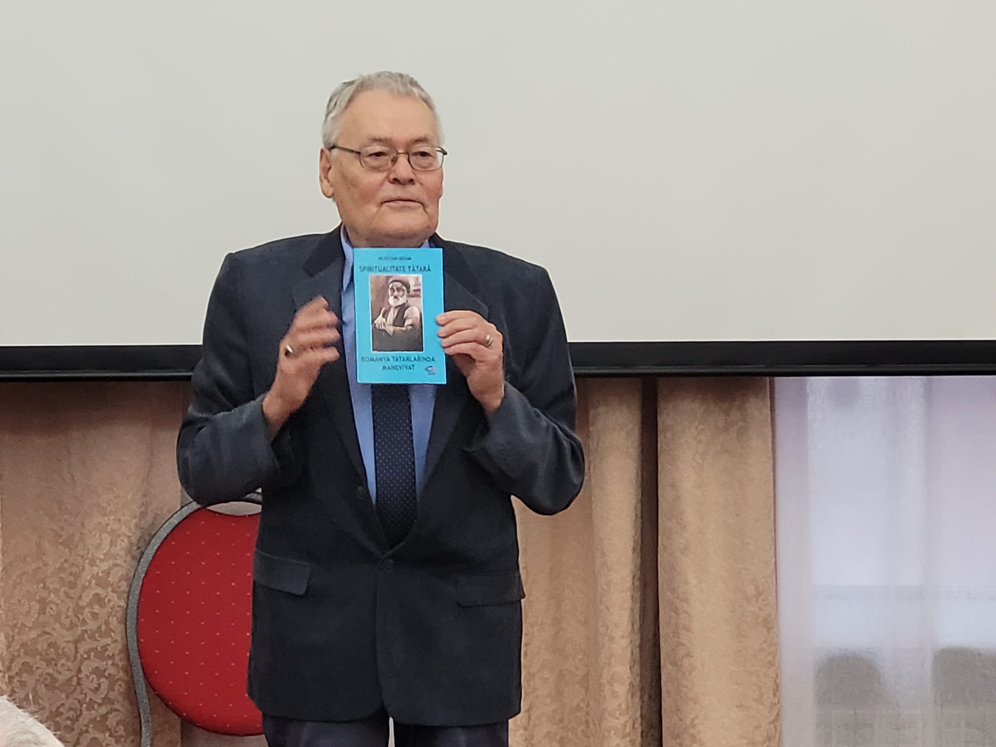 CONSTANȚA. Au fost lansate volumele cărții „Spiritualitate tătară”