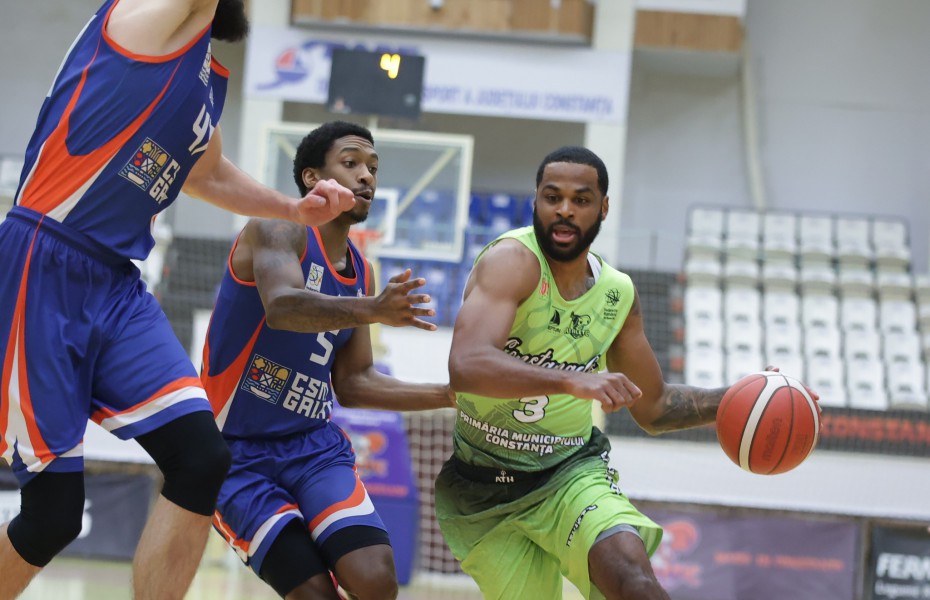 BC Athletic Neptun a învins în deplasare la Galați