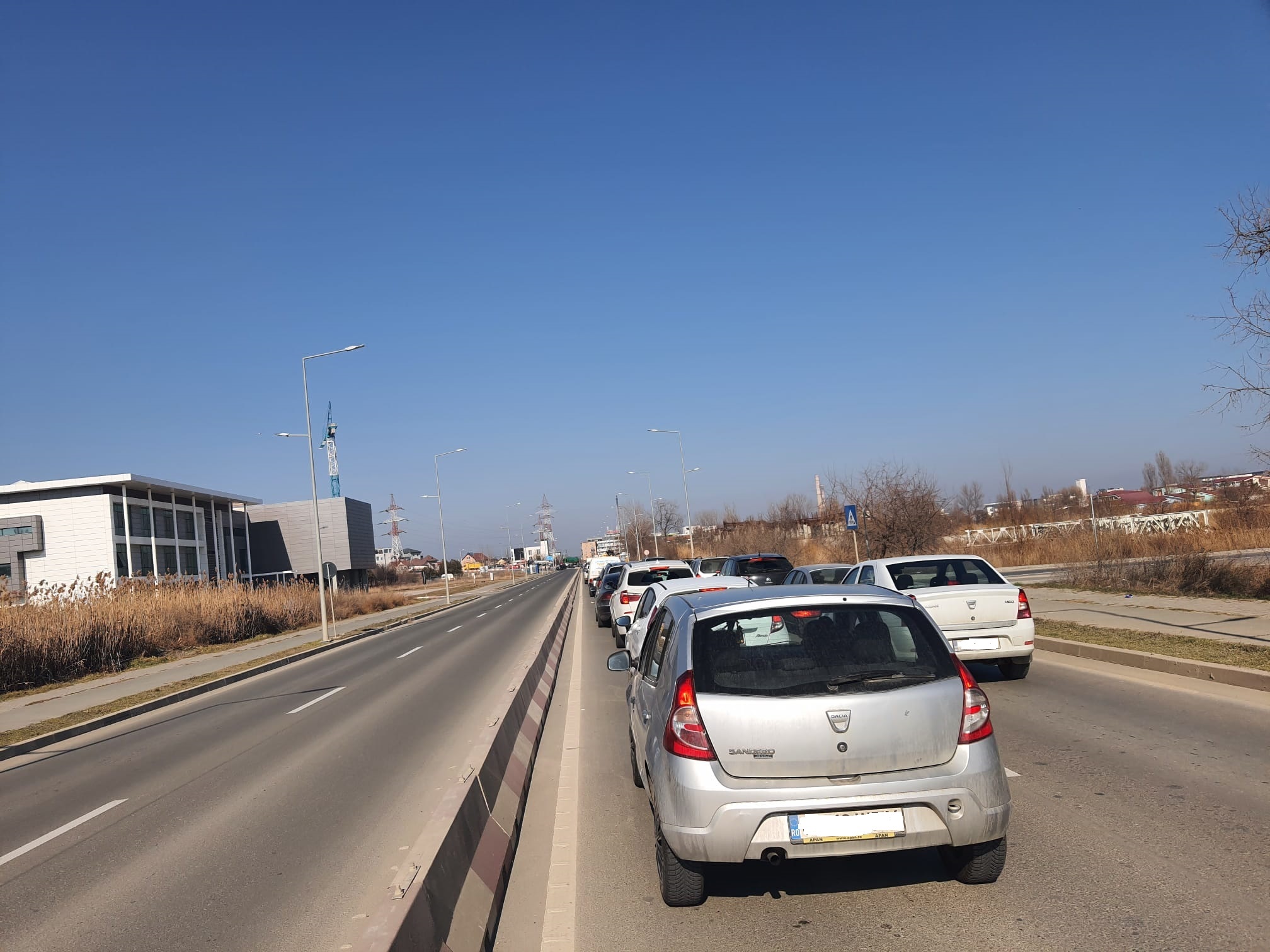 Rută alternativă pentru traficul aglomerat