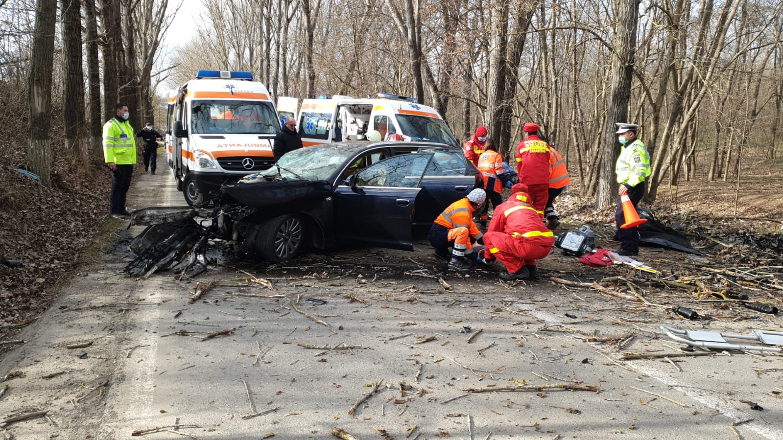 Județul TULCEA/FOTO: Accident rutier grav. Trei persoane au decedat