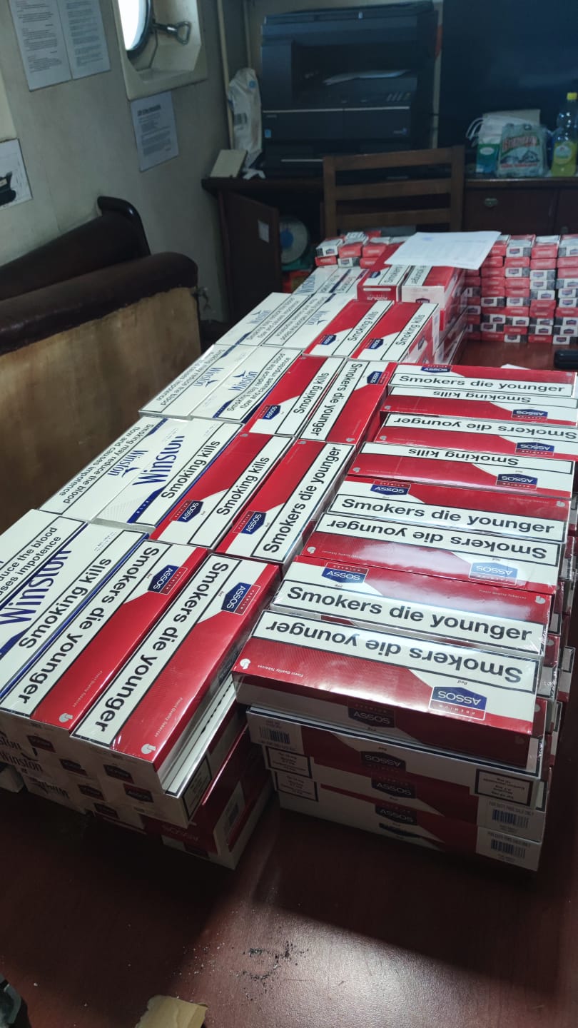 CONSTANȚA: Peste 30.000 de țigarete de contrabandă, confiscate în port