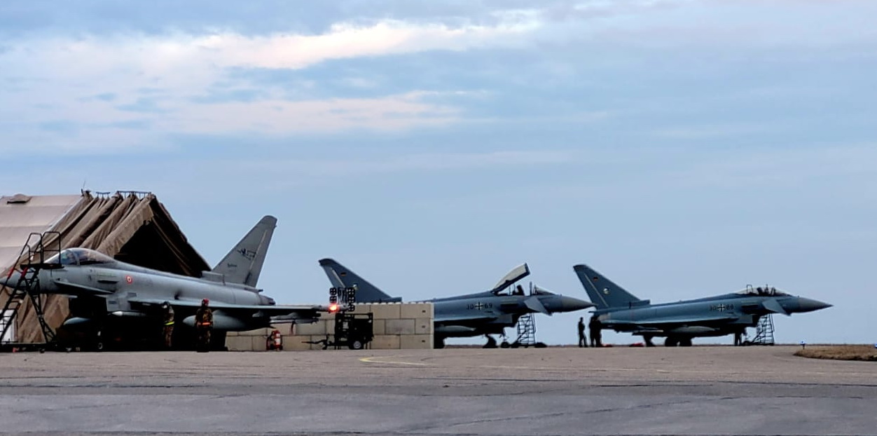 Trei aeronave Eurofighter Typhoon din Germania au aterizat la Baza Mihail Kogalniceanu