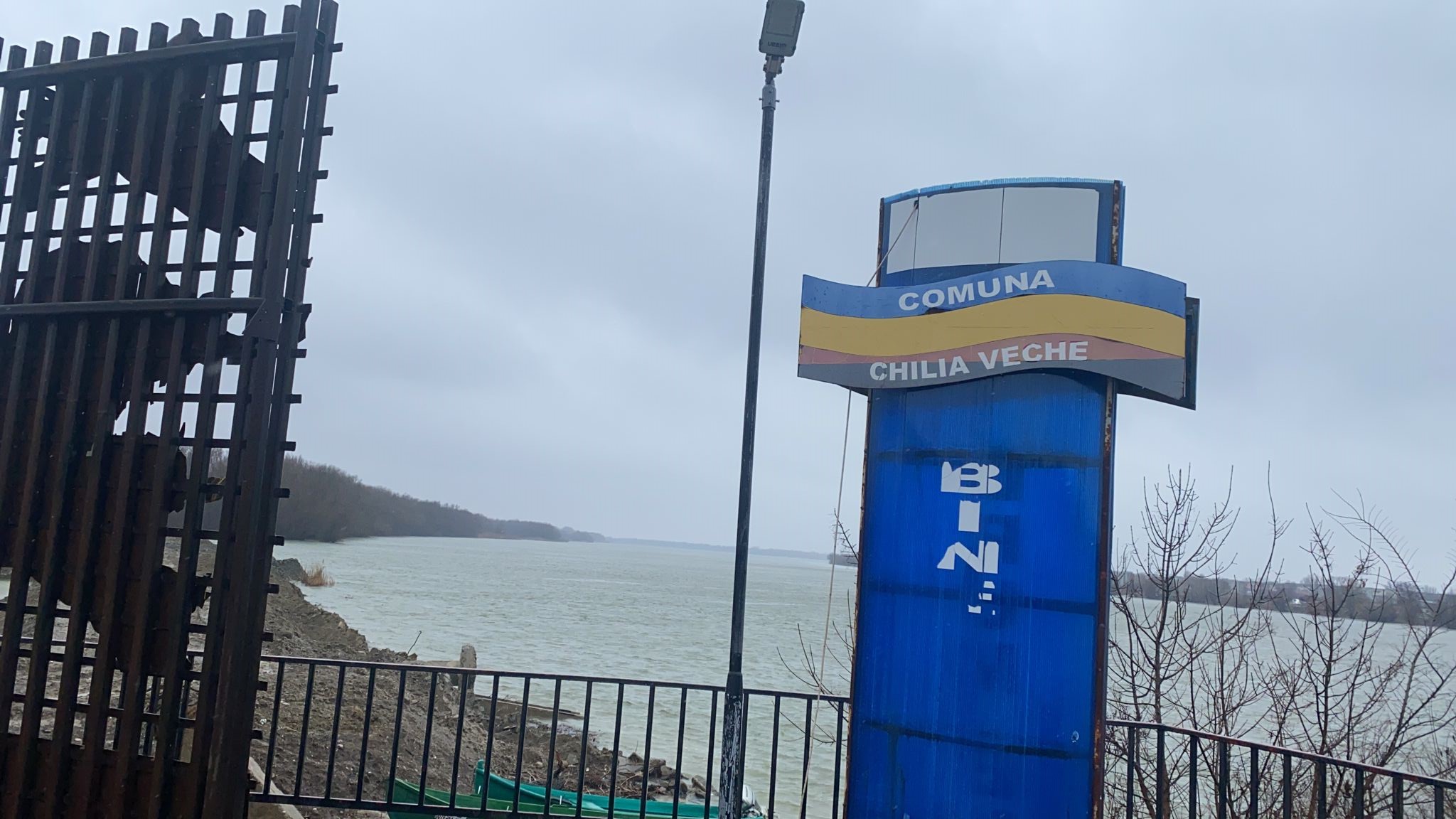 TULCEA: CJSU s-a întrunit în şedinţă. S-a discutat de avizul Căpităniei Zonale prin care a fost interzisă navigaţia navelor şi ambarcaţiunilor civile în sectorul românesc al braţului Chilia