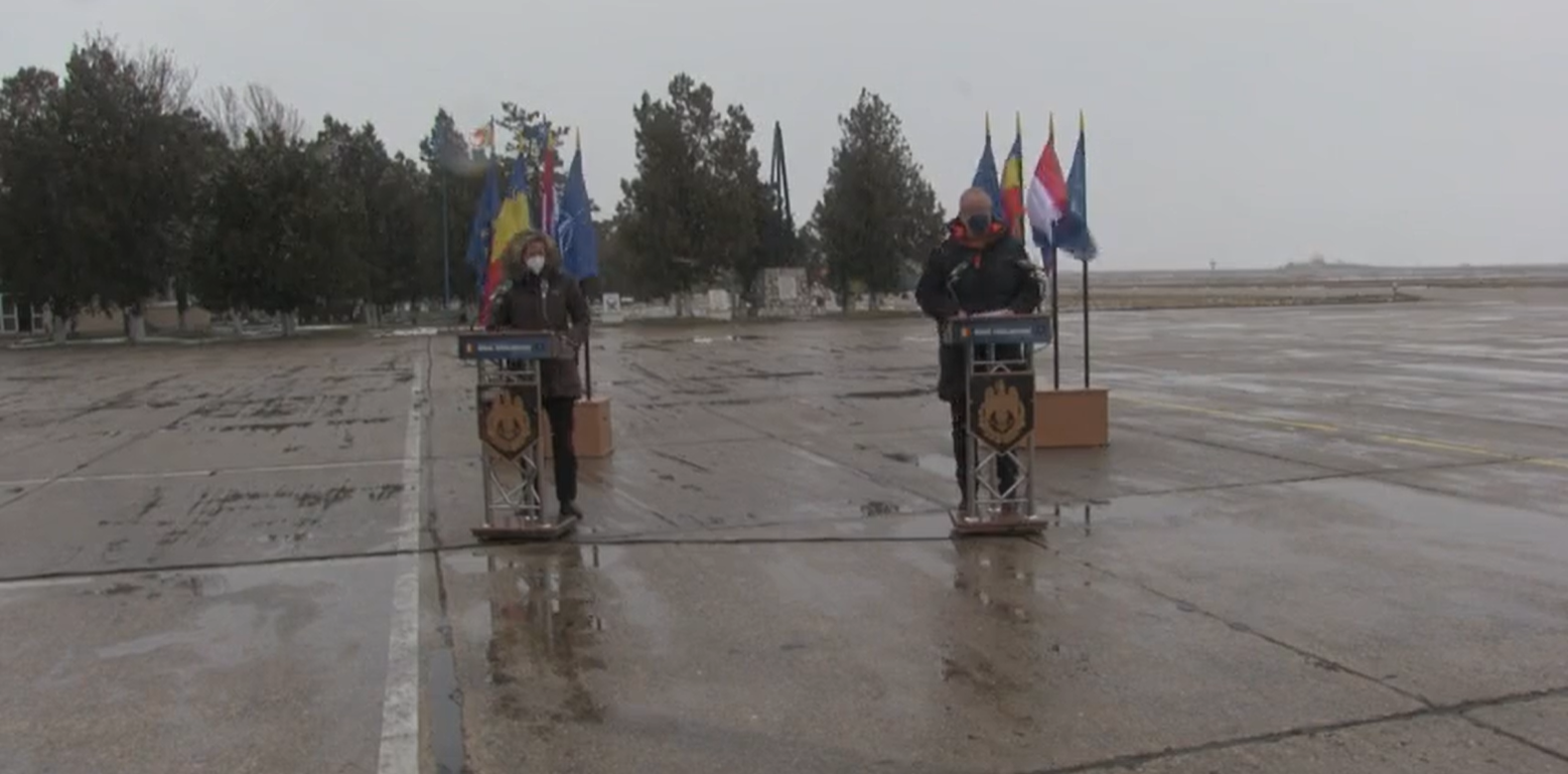 Ministrul Apărării: Sperăm să înzestrăm armata cu tehnica cea mai modernă după alocarea a 2,5% din PIB