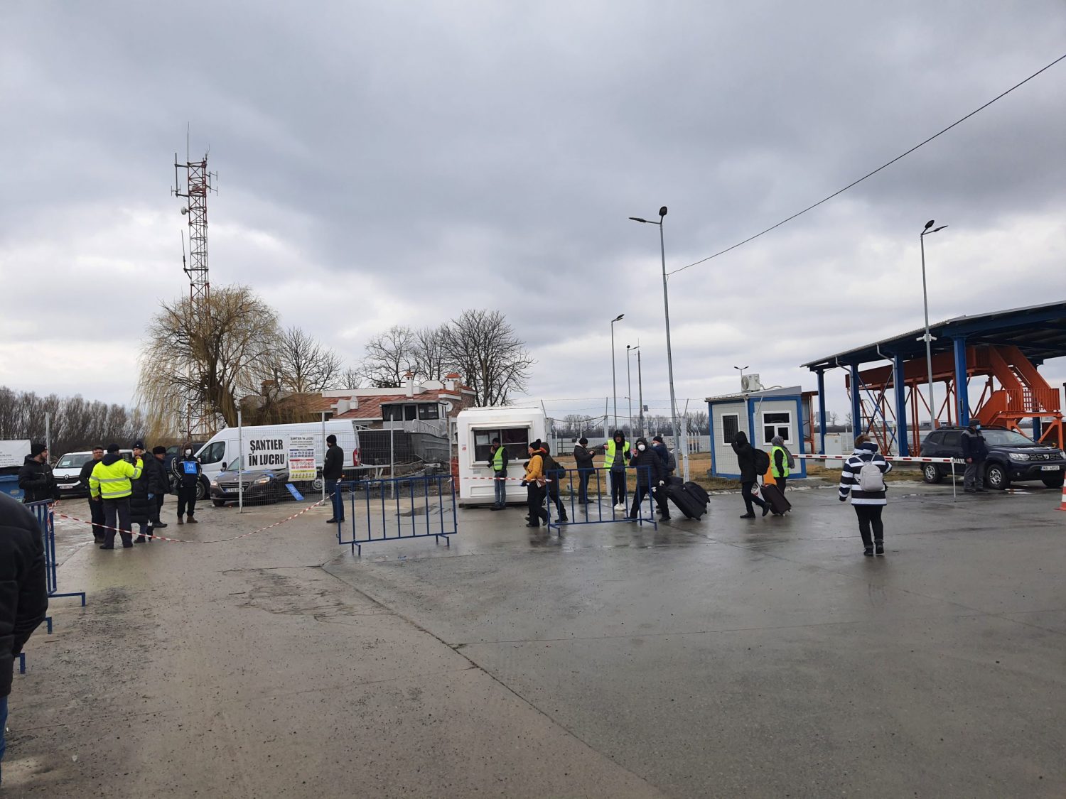 IGPF: Aproape 63.000 de persoane au intrat luni în România, dintre care circa 7.400 de ucraineni