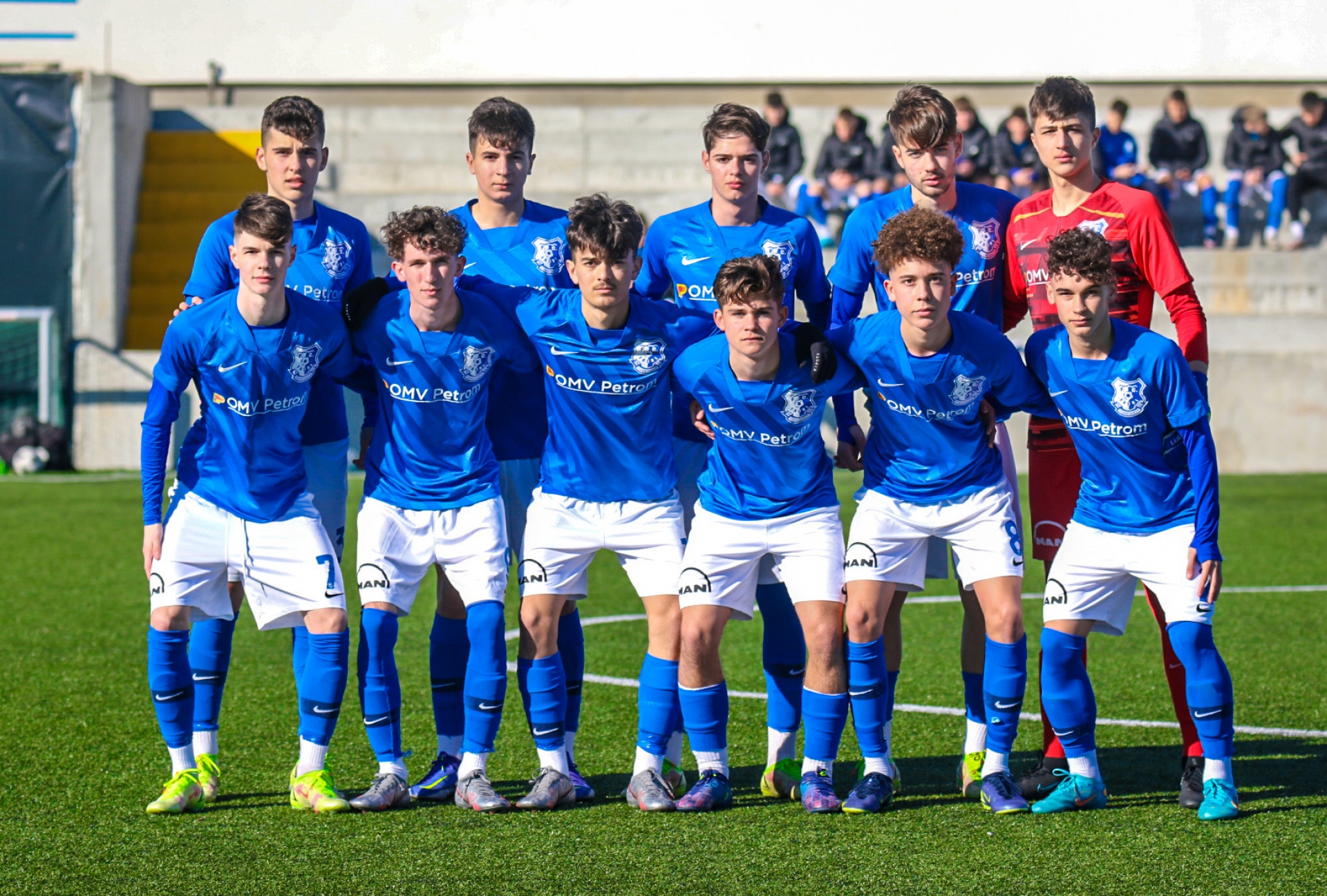 Farul U17 și AFC Botoșani U17 se confruntă în semifinalele Cupei României la fotbal