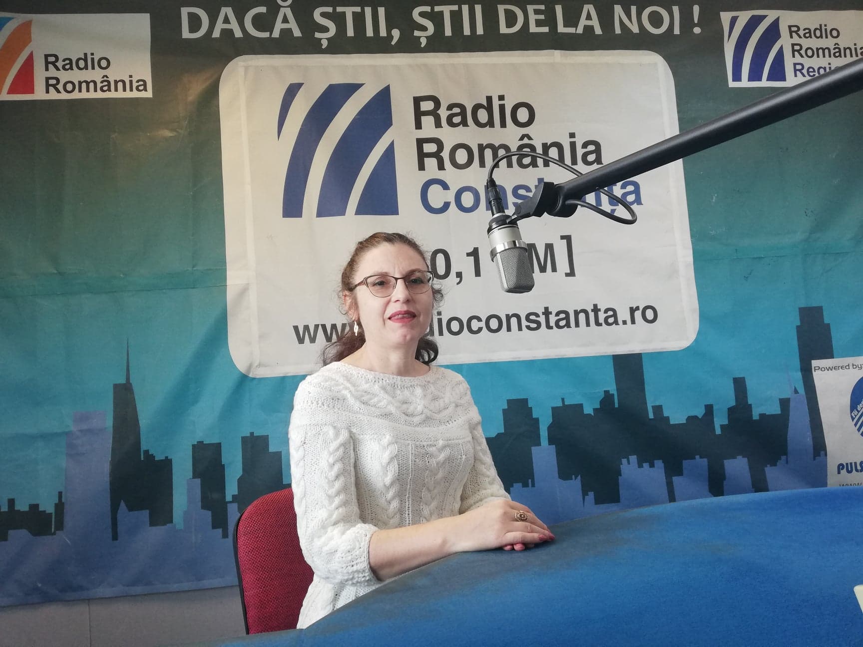 INTERVIU | Gabriela Guzu, artist handmade: „Pe vremea noastră, la școală, făceam lucru manual la materia numită „Atelier”, din care majoritatea am rămas cu ceva“