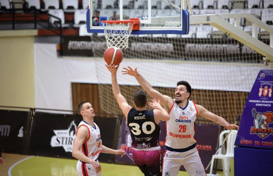 BC Athletic joacă în deplasare meciul restant cu CSM Oradea