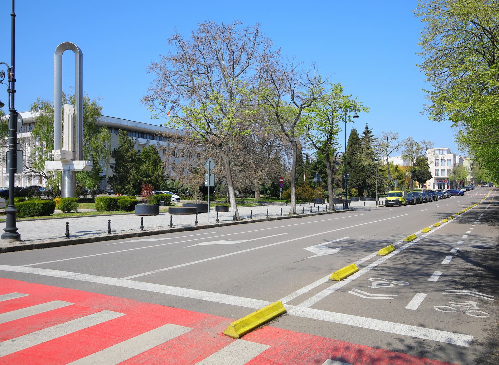 Petrecere în aer liber în centrul Constanței. Trafic blocat pe o porțiune din Bulevardul Tomis