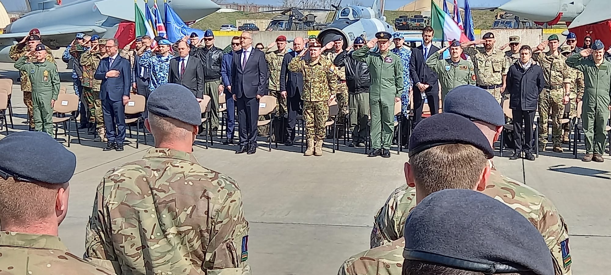 Ceremonie de certificare a detașamentului Forțelor Aeriene Regale ale Marii Britanii, la Baza Aeriană de la Mihail Kogălniceanu