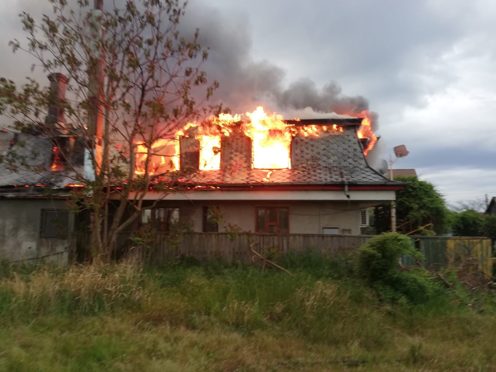Județul TULCEA/FOTO: Casă distrusă într-un incendiu