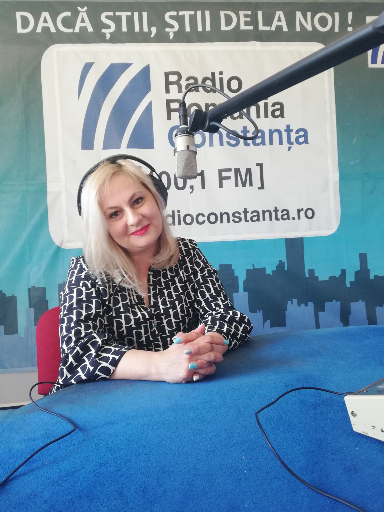 Părinții sunt sfătuiți să aleagă cu atenție filmele și emisiunile pe care le vizionează copiii lor