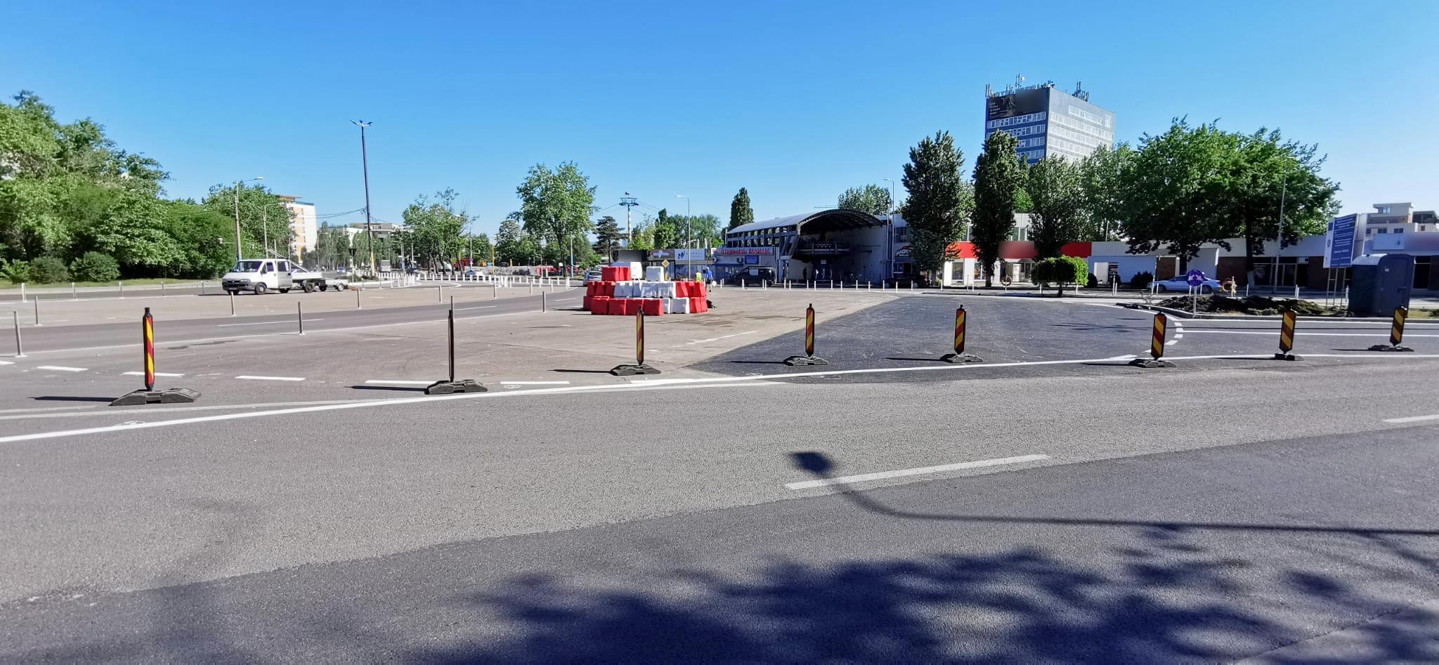 Sensul giratoriu situat la intrarea în stațiunea Mamaia devine funcțional în acest weekend