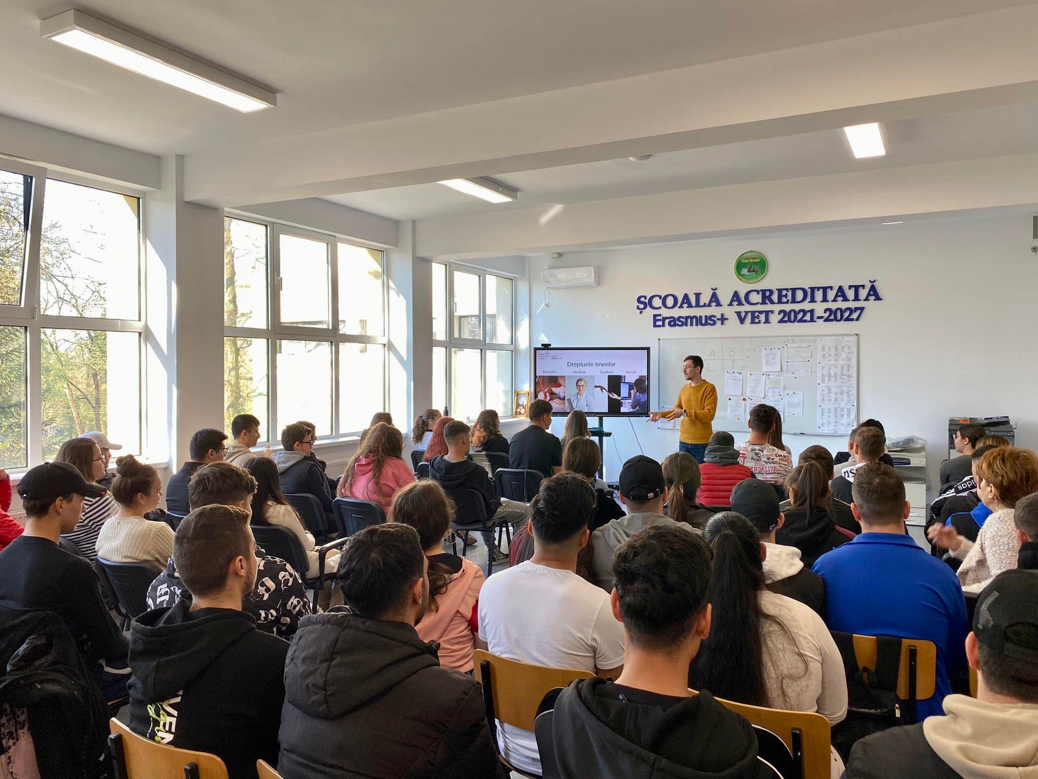 TULCEA: Tinerii din mediul rural şi-au făcut vocea auzită în cadrul unui proiect derulat de Asociația Sprijin pentru Comunitate și Asistență Umanitară