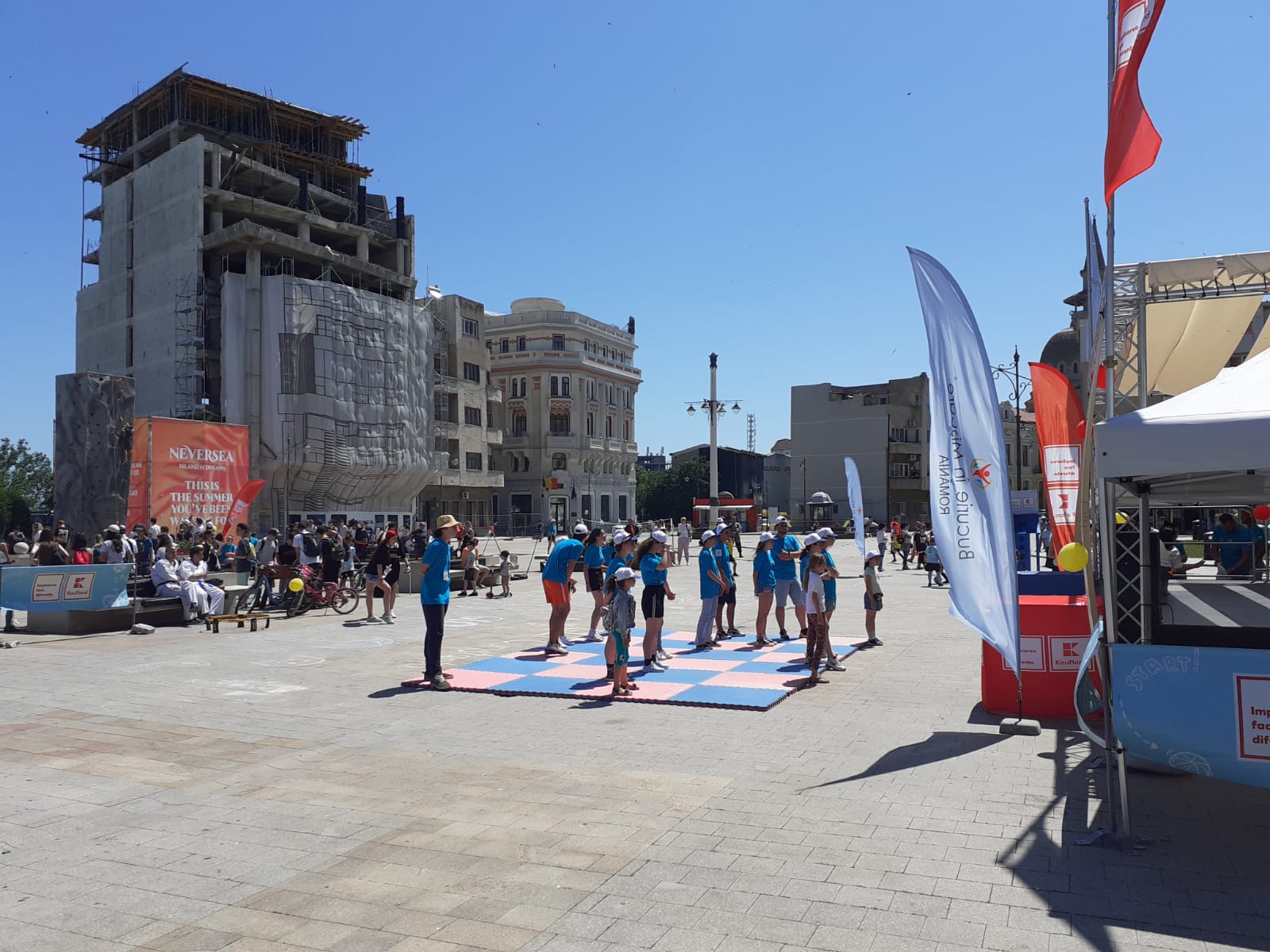 FOTO. Evenimentul „Bucurie în mișcare“ a ajuns în Piața Ovidiu