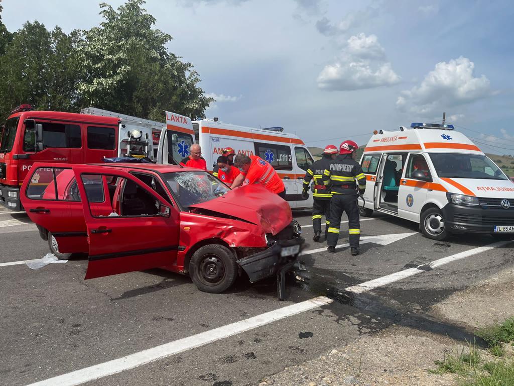 TULCEA: Accident rutier pe DN22F. Cinci persoane au fost transportate la spital UPDATE