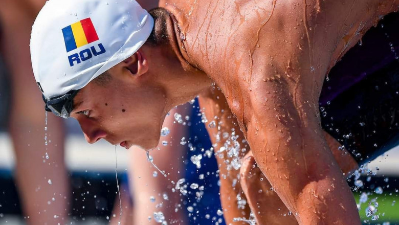 Argint pentru David Popovici în proba de 200 metri liber la Campionatele Mondiale în bazin scurt