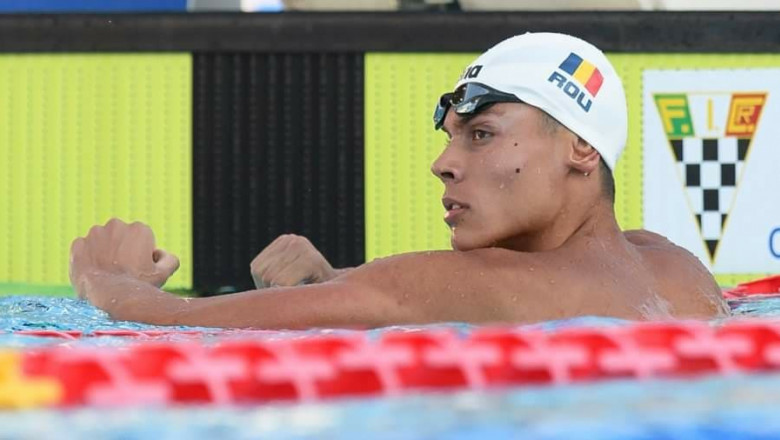 Guvernul României îl recompensează pe campionul mondial David Popovici pentru performanța de la Budapesta