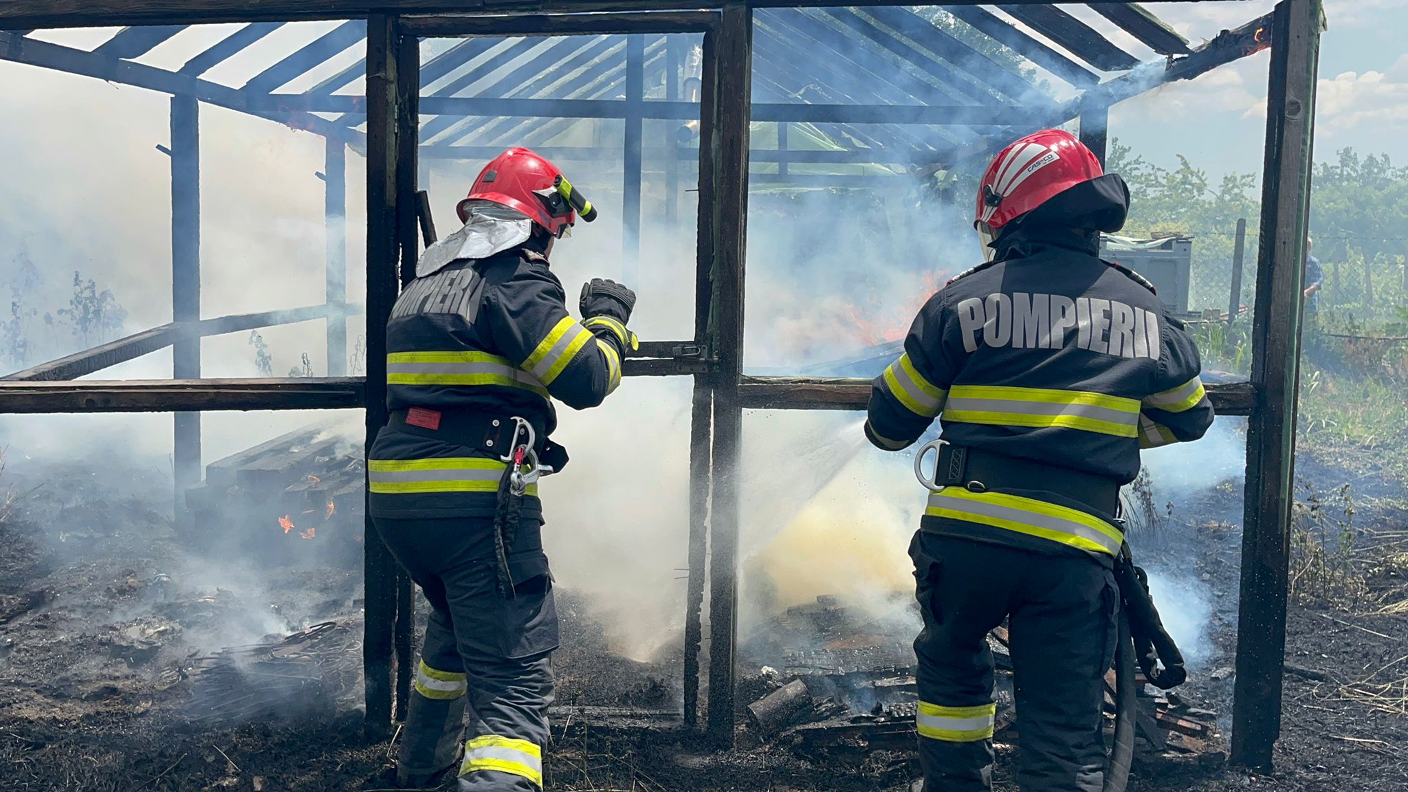 Incendiu într-un sat din judeţul Tulcea