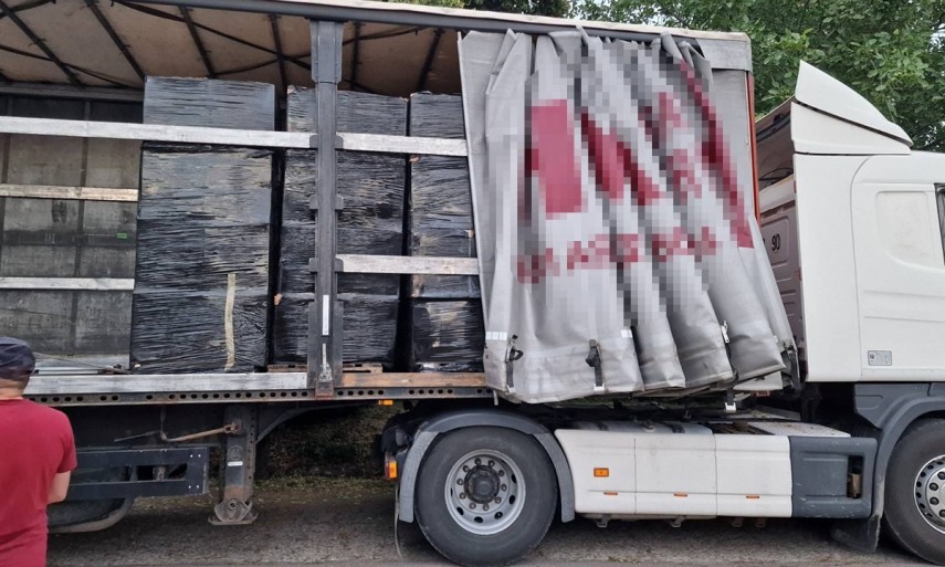 CONSTANȚA: TIR plin cu țigări de contrabandă