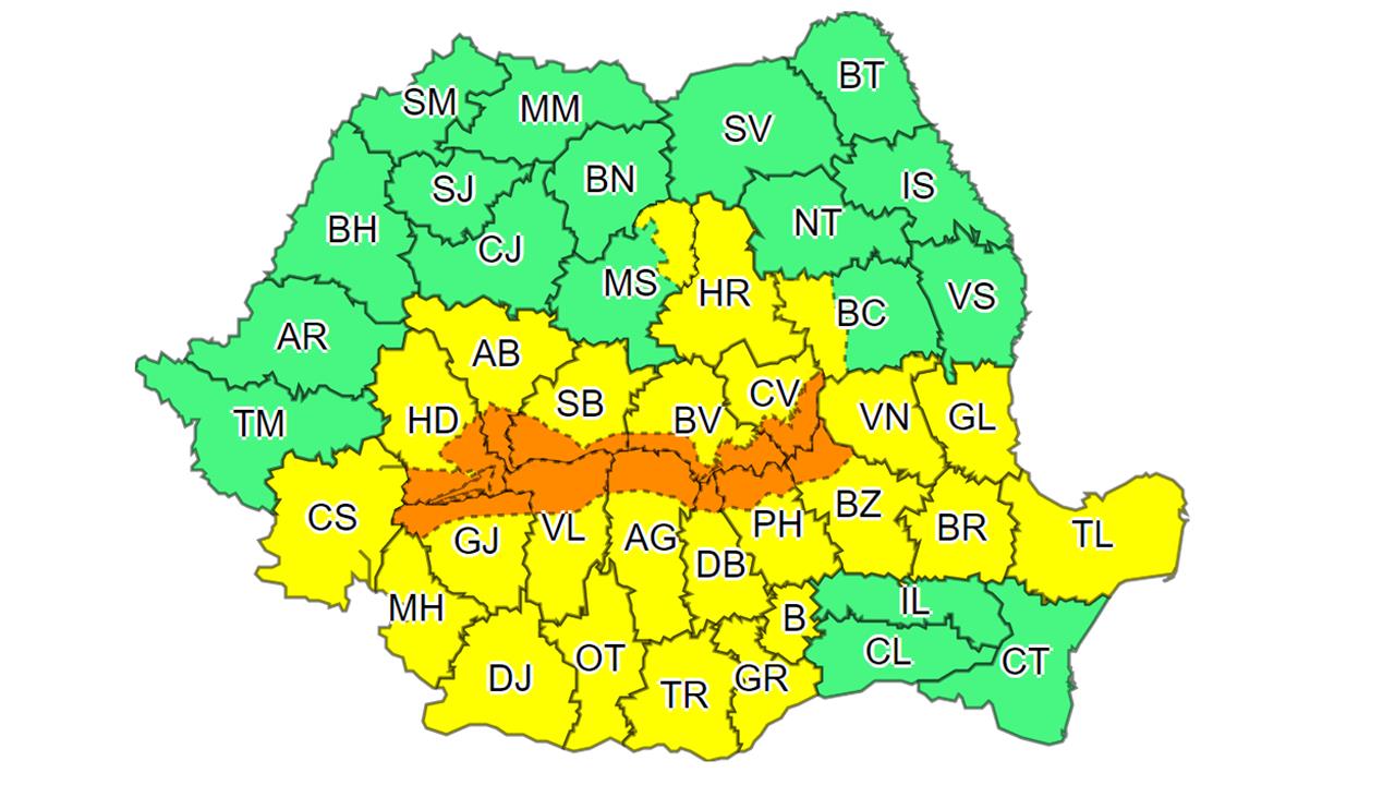 Județul TULCEA sub cod GALBEN de averse torențiale, descărcări electrice, vijelii și grindină
