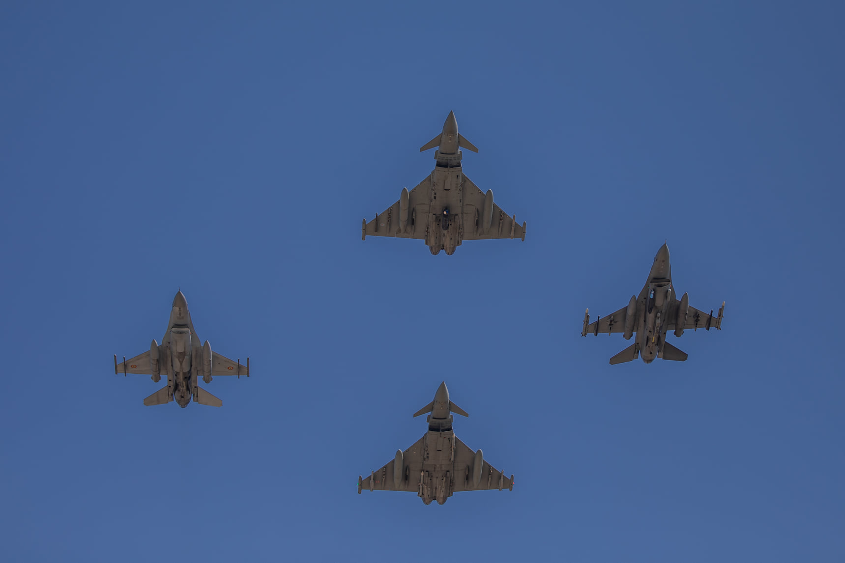 CONSTANȚA: Exercițiu aerian NATO. Aeronave militare vor zbura la joasă înălțime