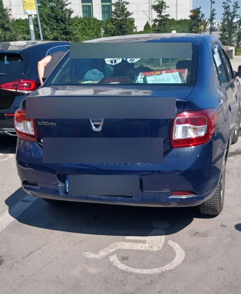CONSTANȚA: 54 de amenzi într-o zi, pentru parcarea pe locurile destinate persoanelor cu dizabilităţi; 12 autovehicule – ridicate