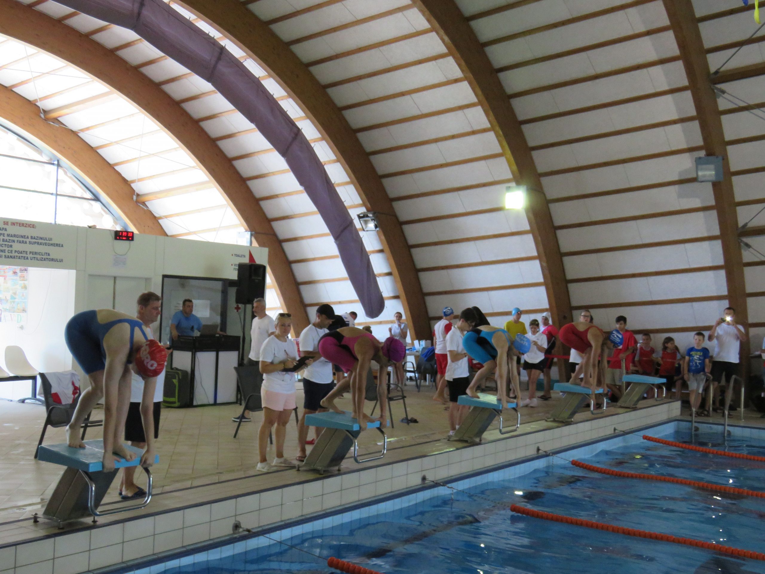 TULCEA: Start în cadrul Cupei Internaționale Delta Dunării la înot sportiv