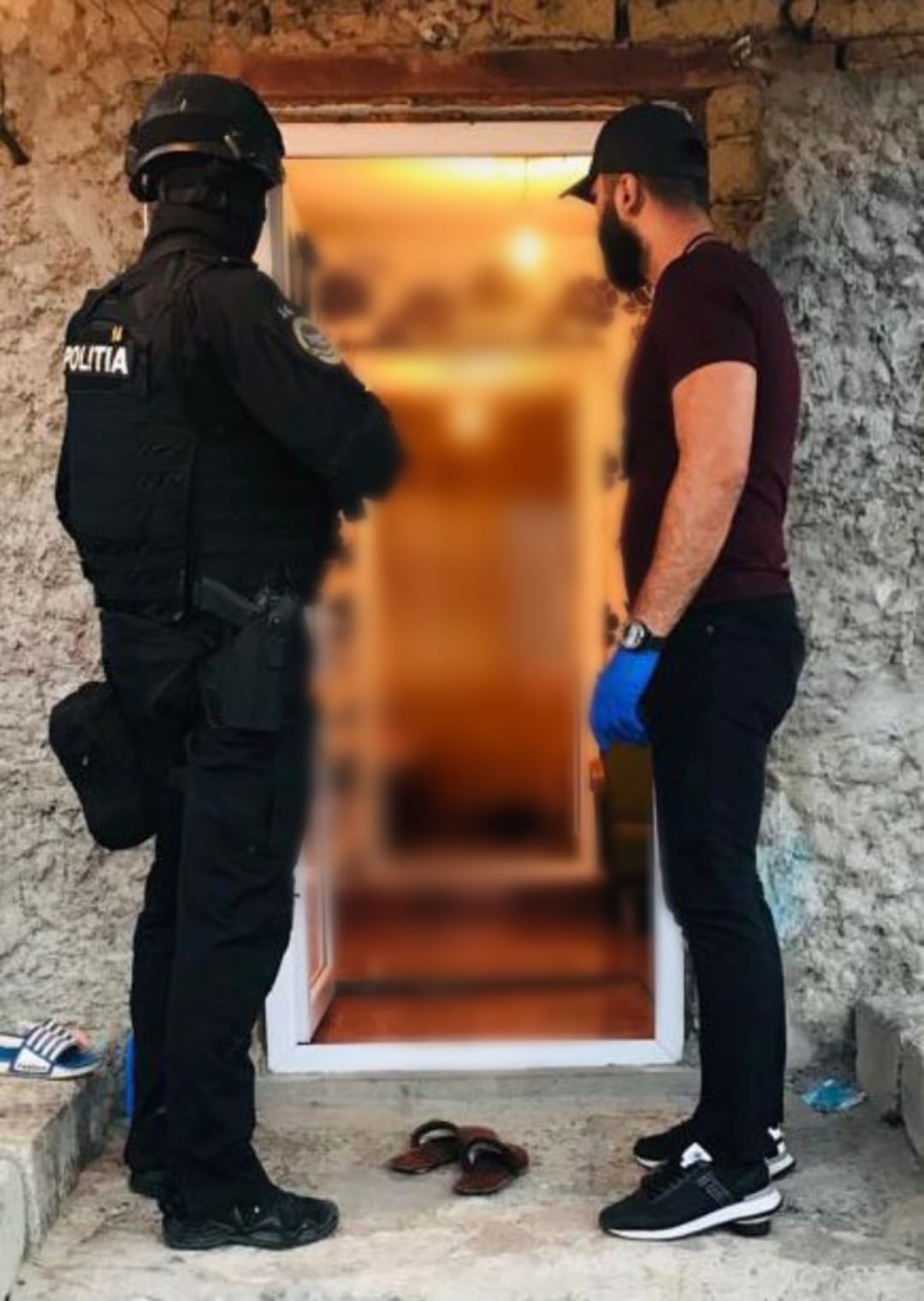 MEDGIDIA: Percheziții la persoane suspecte de furt. Hoții acționau în Constanța