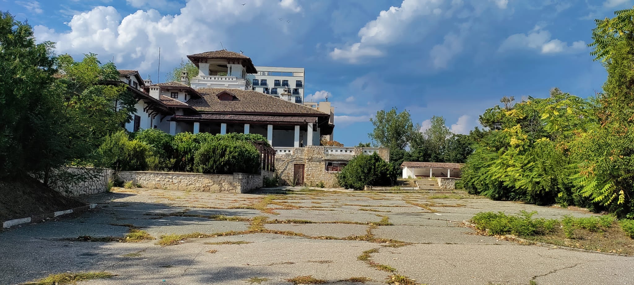Anul viitor se împlinesc 100 de ani de la începutul lucrărilor de construire a Palatului Regal din staţiunea Mamaia