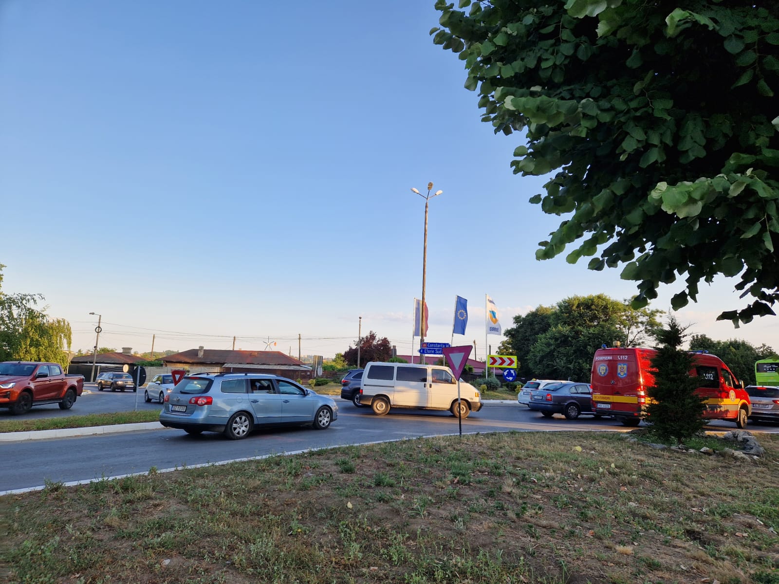 Valori ridicate de trafic, în sudul litoralului. Rute alternative recomandate de poliţişti