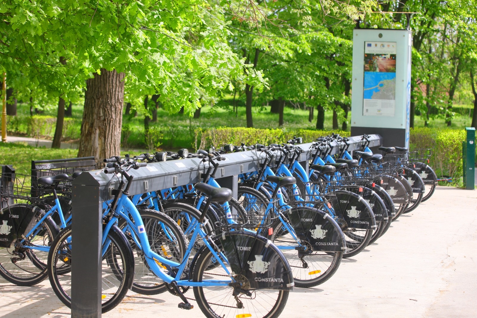 CONSTANȚA: Bicicletele care puteau fi utilizate gratuit, nu mai sunt disponibile. Primăria este criticată pentru această situație